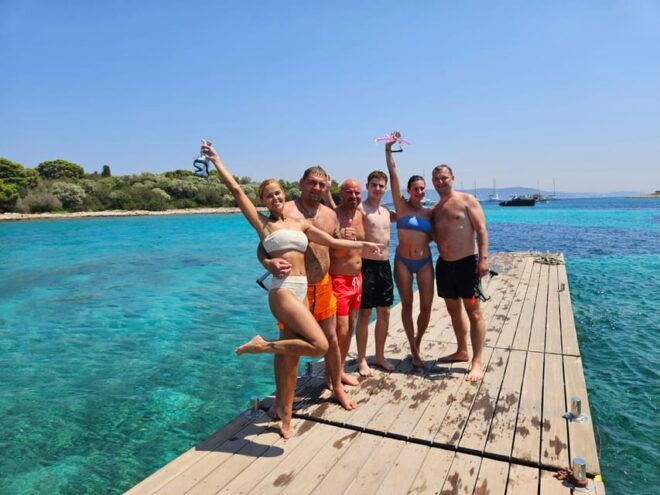 From Split: Half-Day Blue Lagoon and 3 Islands Tour - Group Options