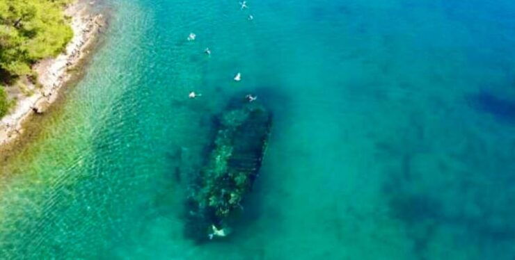 From Split:Private Boat Tour:Trogir, Blue Lagoon & Shipwreck - Itinerary