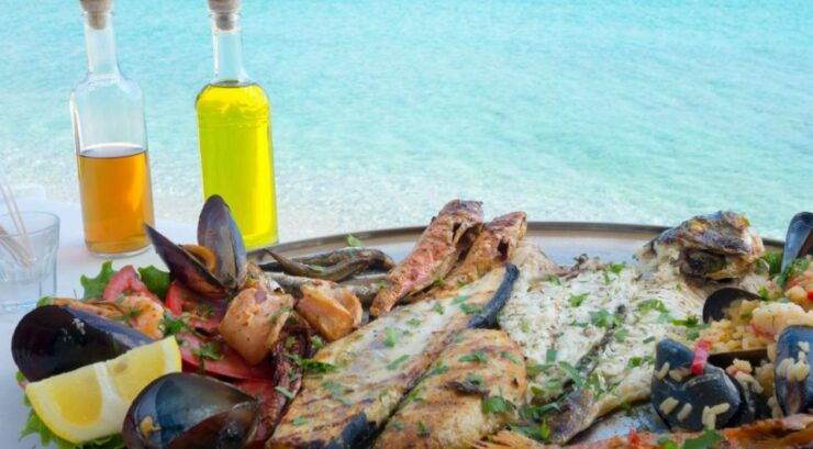 From Split:The Blue Lagoon Boat Tour Whit Lunch-Small Group - Booking Details