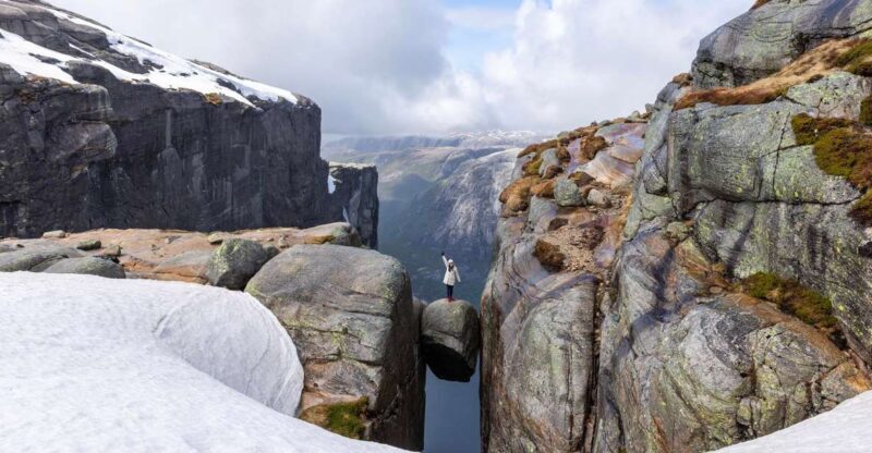 From Stavanger: Off-Season Hike to Kjerag with Premium Lunch - An In-Depth Look at the Kjerag Hike Experience