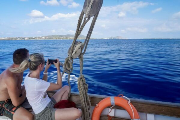 From Stintino: Asinara Vintage Sailing Boat Tour With Lunch - Meeting Point and What to Bring