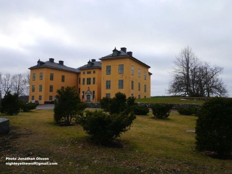 From Stockholm: Guided Day Trip to Sigtuna City - Authentic, Relaxed, and Educational