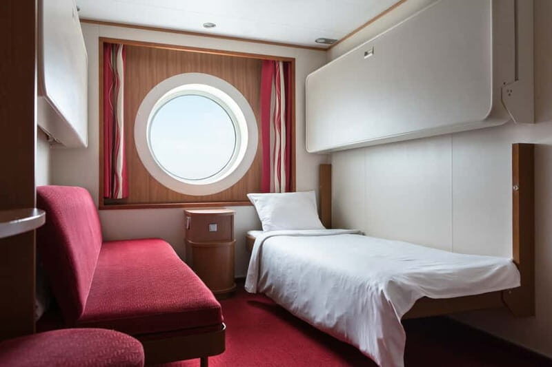 From Stockholm: One-Way Overnight Cruise to Tallinn - Good To Know