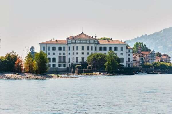 From Stresa: 2 Borromean Islands Hop-on Hop-off Boat Tour - Drop-off Locations