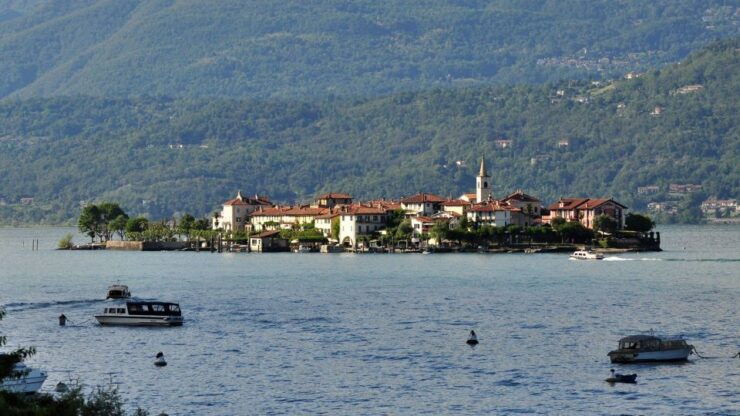 From Stresa: Isola Pescatori Hop-on Hop-off Boat Tour - Booking and Flexibility Options