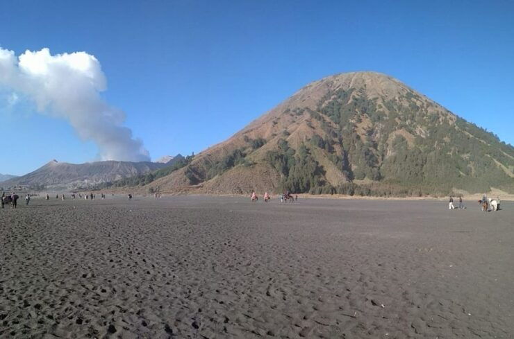 From Surabaya: 3-Day Mount Bromo and Ijen Vulcano Tour - Tour Duration and Cancellation Policy