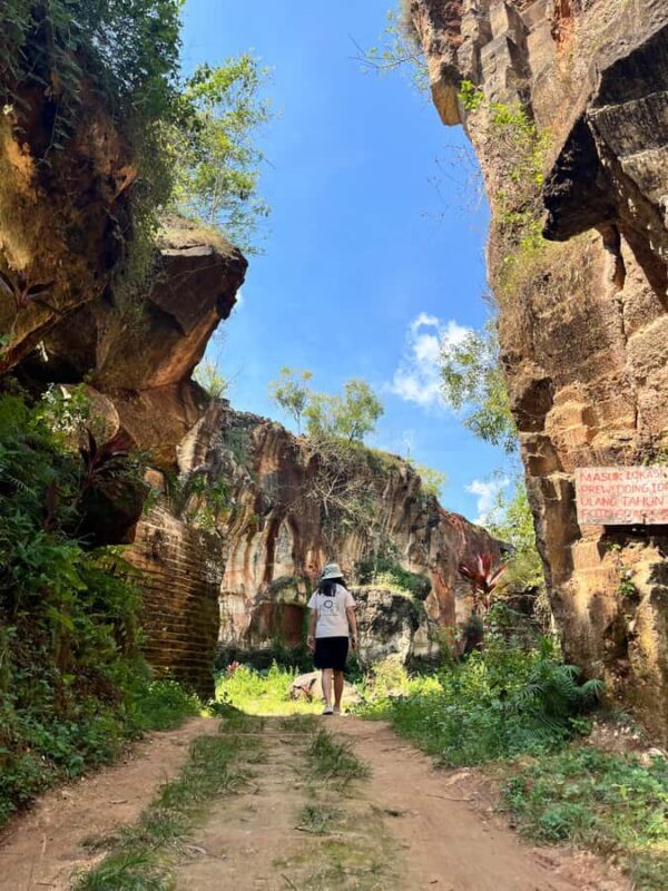 From Surabaya: Half Day Madura Private Tour with Lunch - Exploring Madura: A Private Half-Day Tour from Surabaya