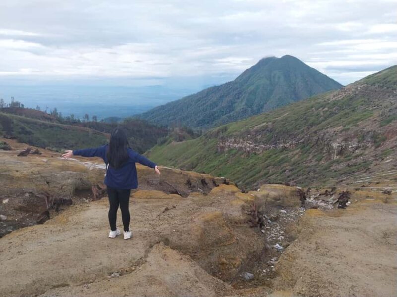 From Surabaya/Malang/Bali: Kawah Ijen Blue Fire Guided Tour - Who Should Consider This Tour?