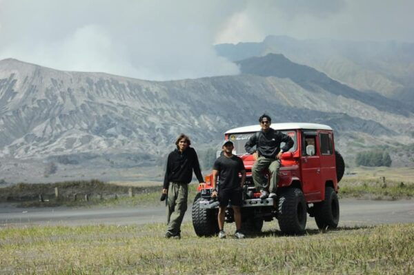 From Surabaya/Malang: Bromo-Tumpak Sewu-Ijen-Bali (4 Days) - Packing Essentials