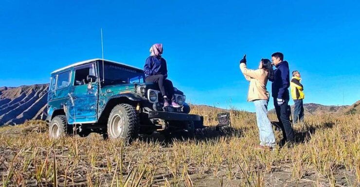 From Surabaya: Midnight Tour To Mt. Bromo For Sunrise - Booking and Payment Information