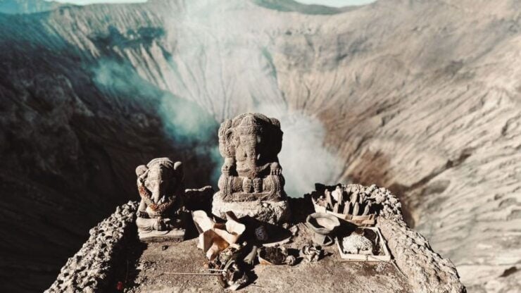 From Surabaya or Malang: Bromo Sunrise & Madakaripura 2D - Guided Experience