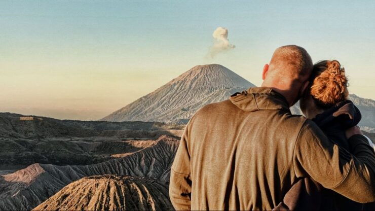 From Surabaya or Malang: Bromo Sunrise Overnight 2D - Itinerary Overview