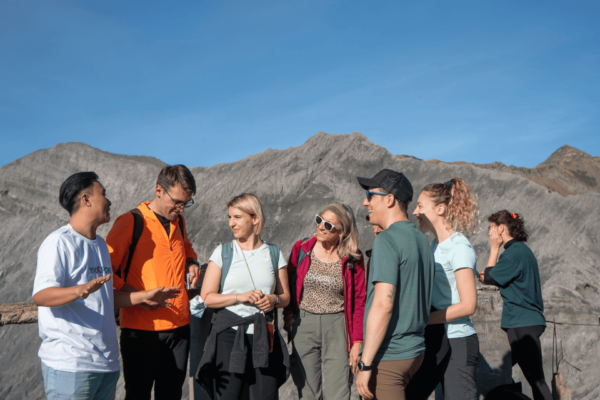 From Surabaya or Malang: Bromo Tumpaksewu Shared Guided Tour - Accommodation Options