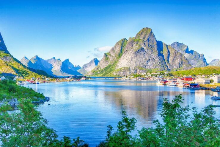 From Svolvær: Reine & Å Lofoten West Island Full Day Tour - Itinerary Highlights