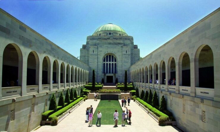 From Sydney: Canberra City Highlights and Floriade Day Tour - Tour Australias Parliament House