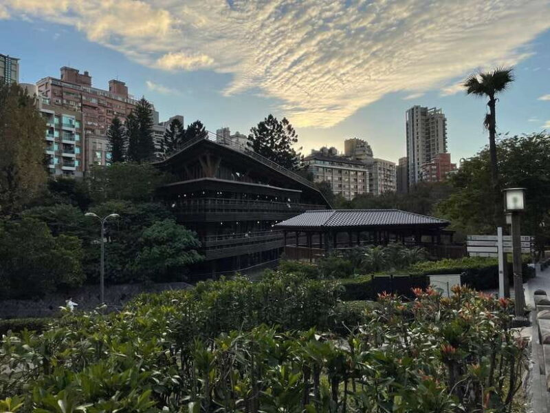 From Taipei: Beitou and Yangmingshan National Park Day Tour - Practical Aspects: Transportation, Duration, and Group Size