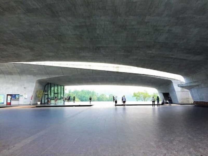 From Taipei: Sun Moon Lake, Temples and Tea Factory Day Trip - What’s Included and What to Consider