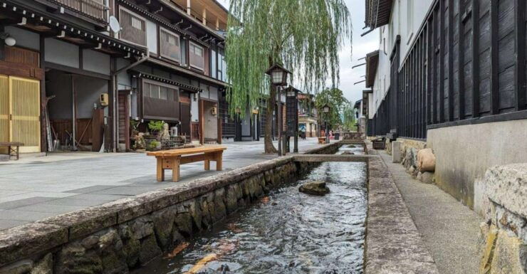 From Takayama: Delve Into Hida-Furukawa's Cultural Treasures - Exploring Shirakabe Dozogai Street