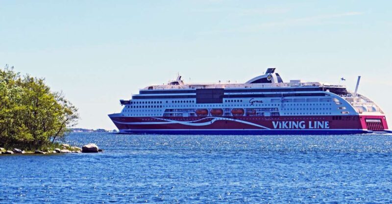From Tallinn: 1 Day VIP Trip to Helsinki by Ferry & VIP Car - Who Will Enjoy This Tour Most?