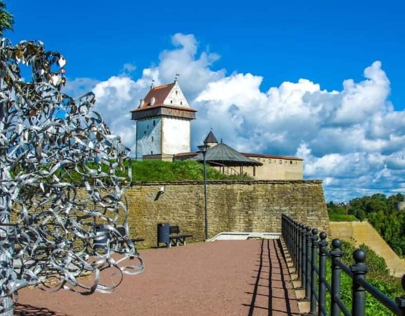 From Tallinn: Narva and "A View of Russia" Day Trip - Good To Know