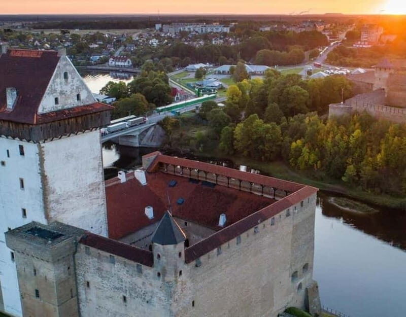 From Tallinn: Narva and "A View of Russia" Day Trip - A Complete Guide to the Narva Day Trip