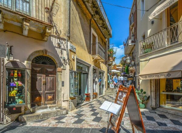 From Taormina Private Guided Tour Taormina and Godfather - The Sum Up