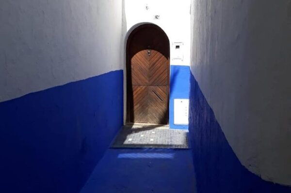 From Tarifa, 2-Day Tour to Tangier, Assilah, Chefchaouen - Tour Language and Size