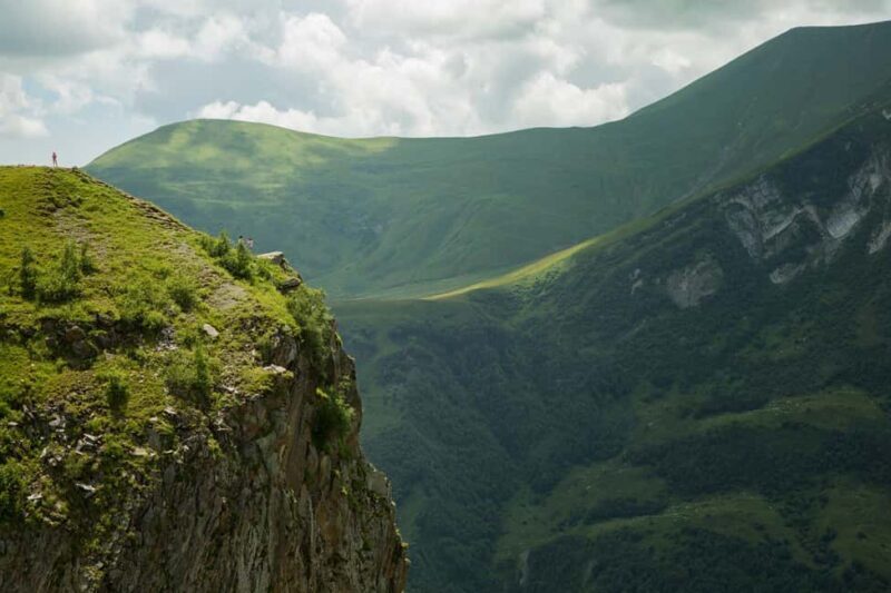 From Tbilisi: Private Ananuri-Gudauri-Kazbegi Tour - Stepantsminda & Local Charm