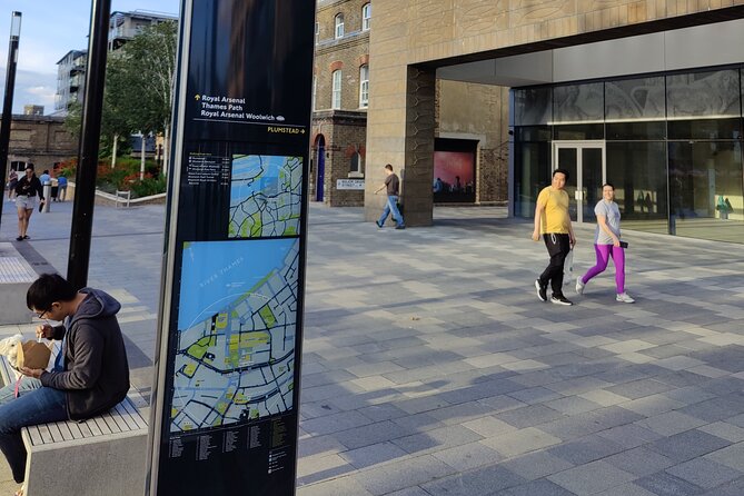 From the Battlefield to the Football Field: A Self-Guided Audio Tour of London - Parks and Gardens