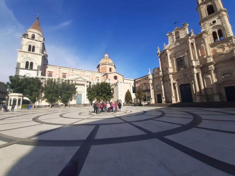 From the Castle to the Cathedral: Walking Between Aci Castello and Acireale - Uncovering Acireales Historic Center