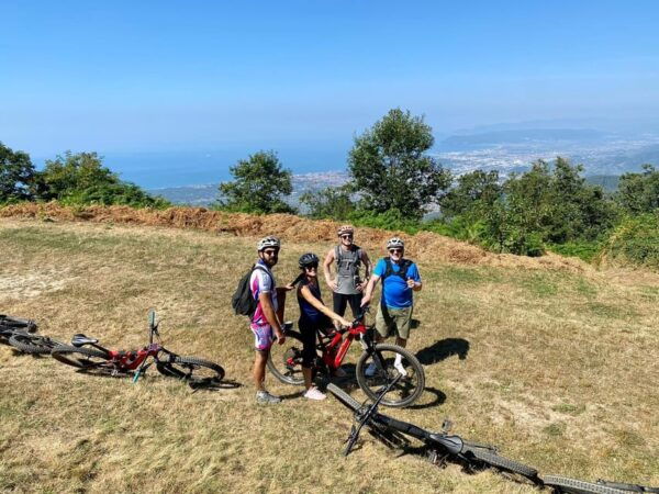 From the Sea to the Apuan Alps:Ebike Tour on Mount Folgorito - Recommended Gear and Preparation