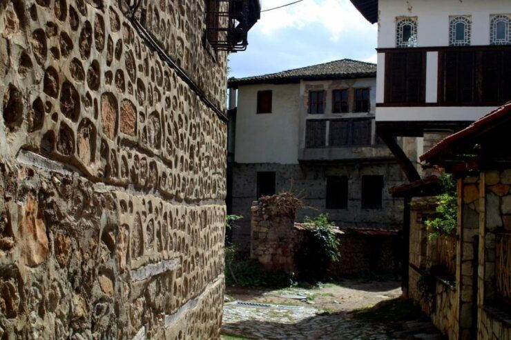 From Thessaloniki: Day Trip to Siatista & Kastoria - Departure Details