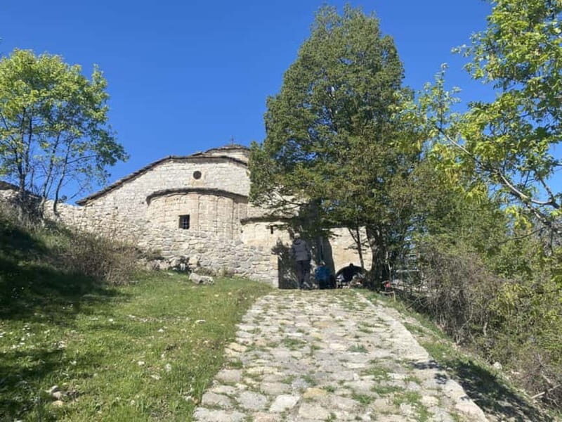 From Tirana: 4-Day Hiking Tour Voskopoja & Vithkuq Albania - Discovering Voskopoja: A Historic Treasure