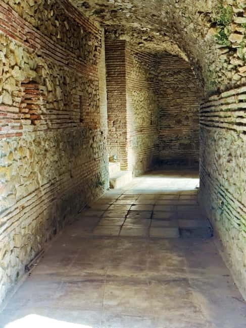 From Tirana: Durrës and Cassar Cantina Wine Tasting Day Tour - Unpacking the Experience: What to Expect on This Day Trip