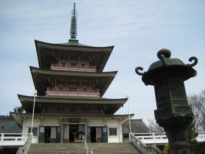 From Tokyo Memorable Snow Monkey Park & Zenkoji Temple Tour. - Accessibility Features