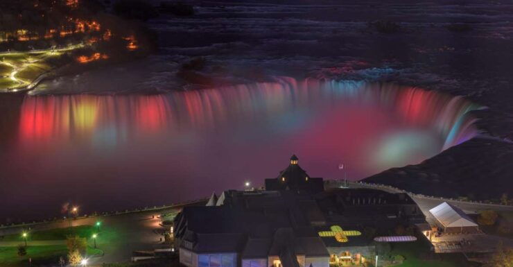 From Toronto: Gray Line Niagara Falls Evening Tour - Good To Know