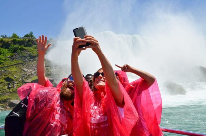 From Toronto: Niagara Falls Bus Tour With Boat Cruise - Meeting Point