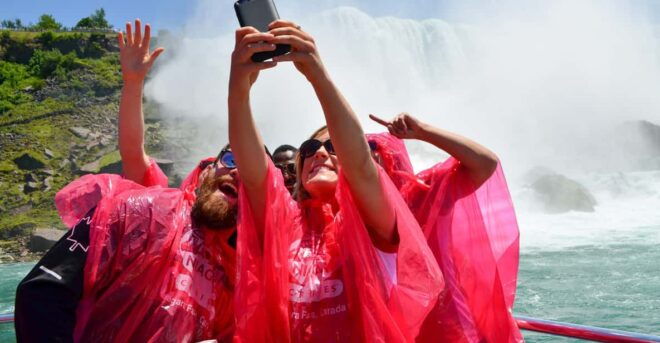 From Toronto: Niagara Falls Full-Day Bus Tour - Transportation and Comfort