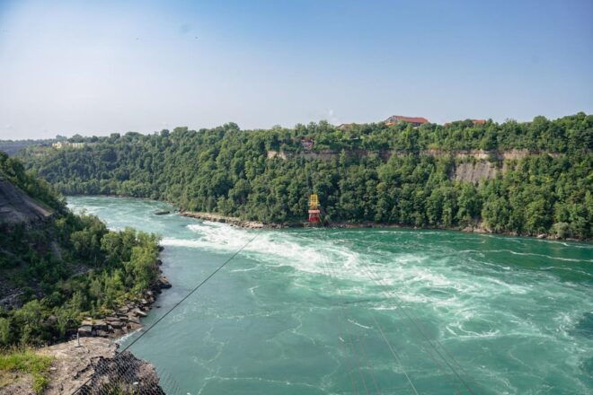From Toronto: Niagara Falls Guided Day Tour With Boat Cruise - Transportation and Comfort