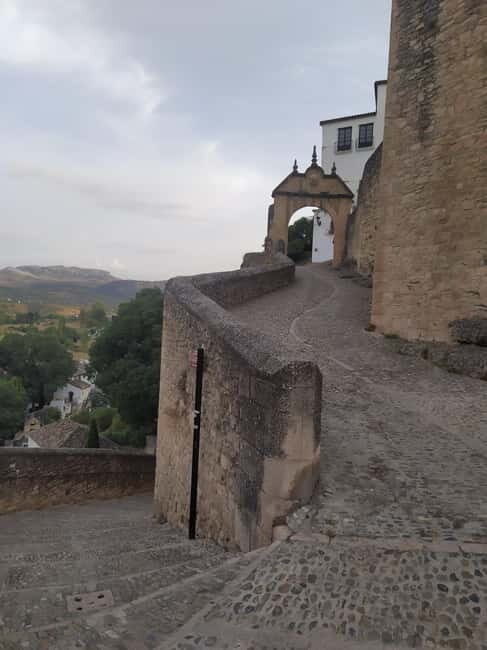 From Torremolinos: Ronda and Setenil de las Bodegas Day Trip - Why This Tour Works for Travelers