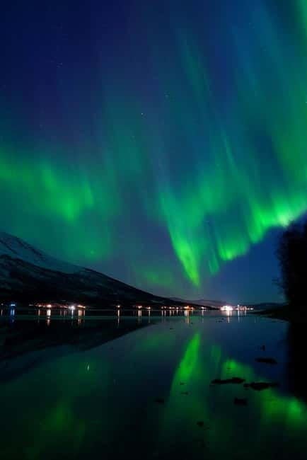 From Tromsø: Aurora Bus Tour with Snacks, Photos, and Drinks - Who Should Consider This Tour?