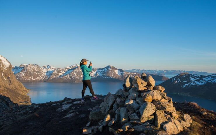 From Tromsø: Midnight Sun Hiking Tour - Tour Overview