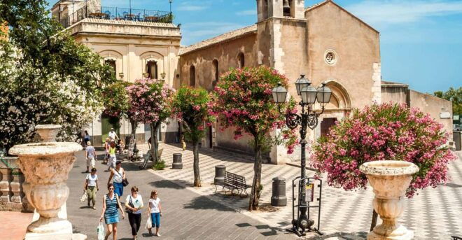 From Tropea: Guided Tour of Taormina - Travel Logistics