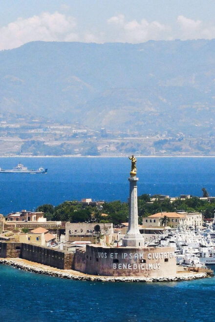 From Tropea: Guided Tour of Taormina - Inclusions