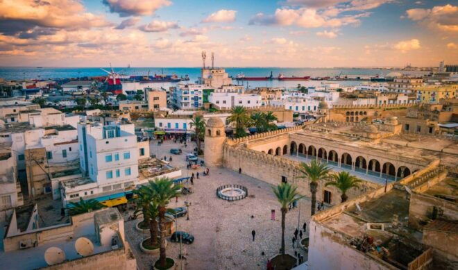 From Tunis: Day Trip to Kairouan, El Jem and Sousse - Exploring El Jems Amphitheater