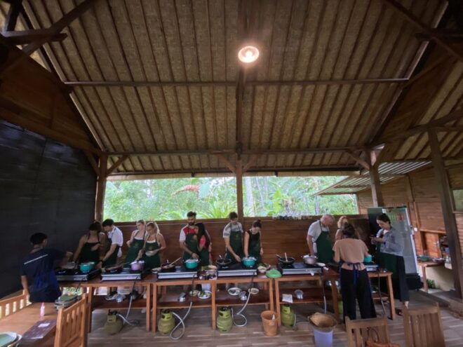 From Ubud: Balinese Cooking Class at an Organic Farm - Regular Menu: Authentic Balinese Dishes and Dessert