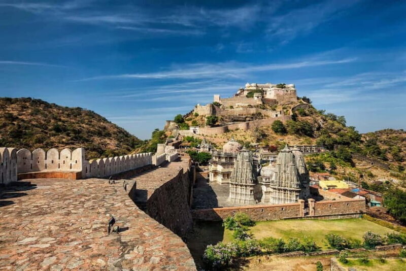 From Udaipur: Kumbhalgarh and Ranakpur Temple Day Excursion - Exploring Kumbhalgarh Fort: Rajasthan’s Imposing Defense Masterpiece