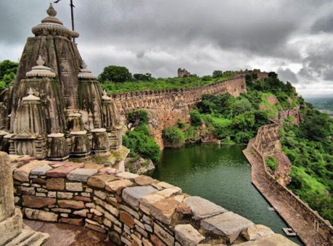 From Udaipur: Private Day Trip to Chittorgarh Fort - Experience Highlights