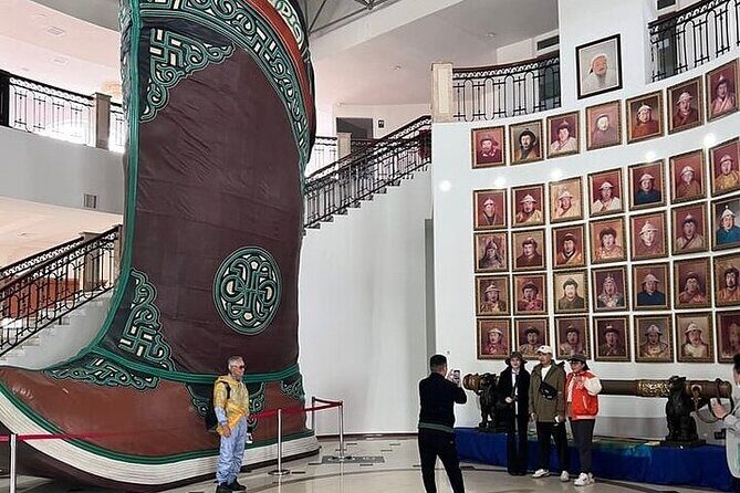 From Ulaanbaatar: Chinggis Khaan Statue and Turtle Rock Day Tour - Transportation and Guides: Why They Matter