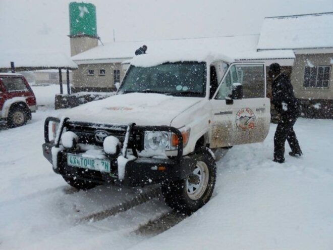 From Underberg: 4x4 Sani Pass Day Trip - Customer Reviews
